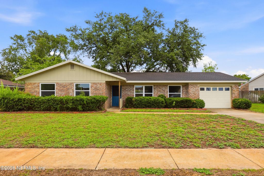 1745 LAURA ANN Lane, Orange Park, FL 32073