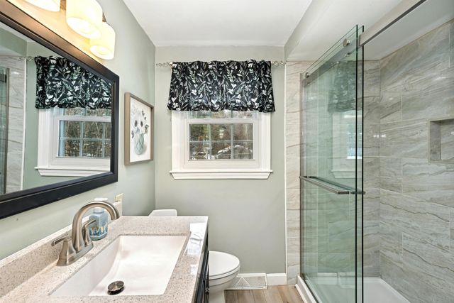 244 Harris Road, Nashua, NH 03062