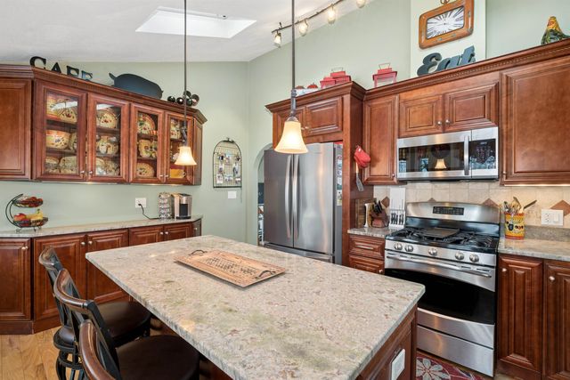 244 Harris Road, Nashua, NH 03062