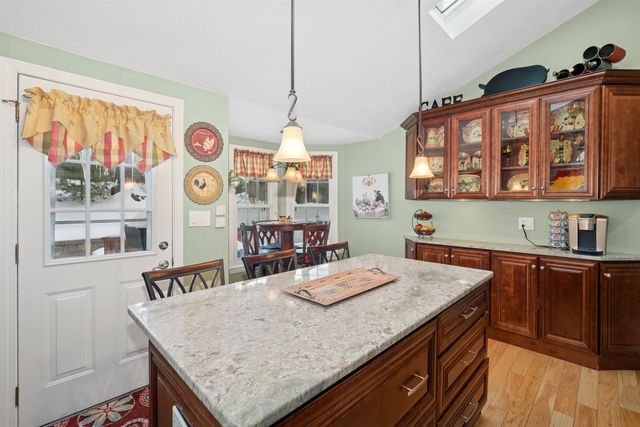 244 Harris Road, Nashua, NH 03062