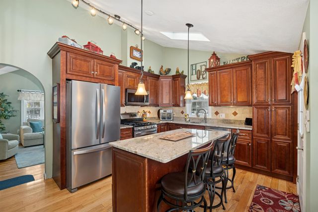 244 Harris Road, Nashua, NH 03062