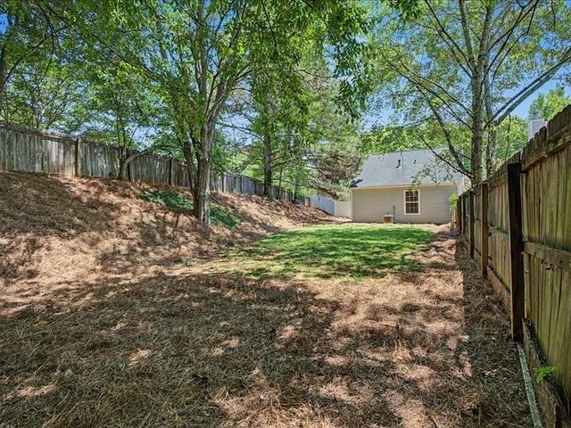 1075 Daventry Crossing, Woodstock, GA 30188