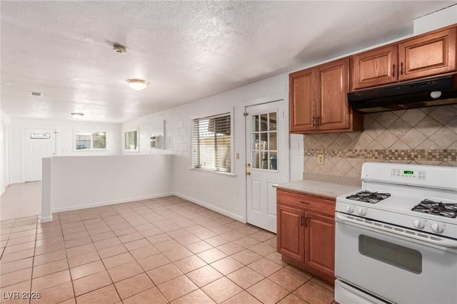 4060 Balboa Avenue, Las Vegas, NV 89121