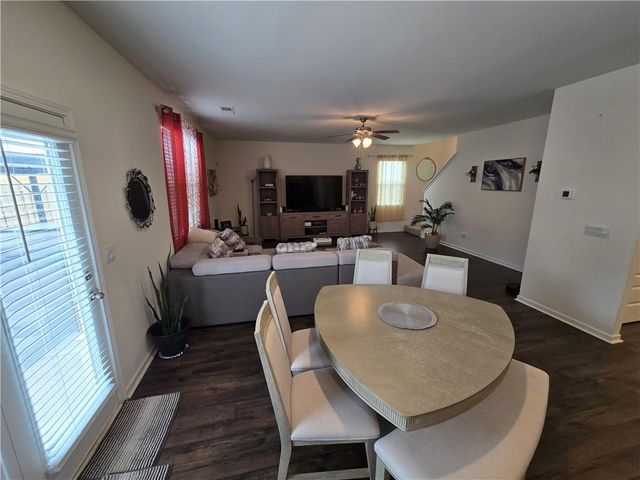 220 Montgomery Drive, Stockbridge, GA 30281