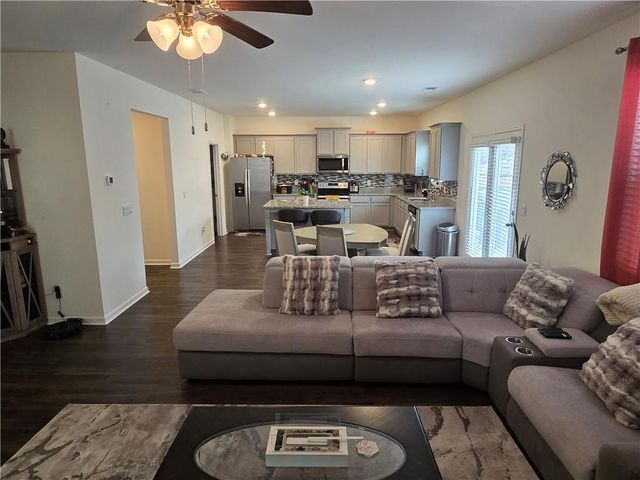 220 Montgomery Drive, Stockbridge, GA 30281