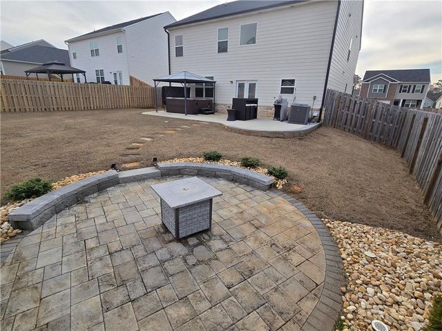 220 Montgomery Drive, Stockbridge, GA 30281