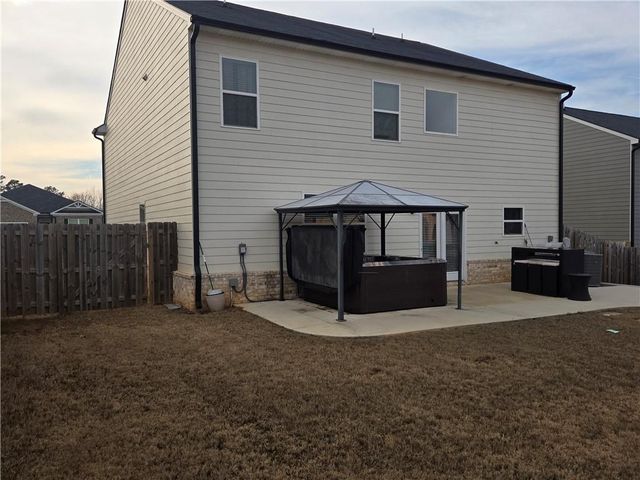 220 Montgomery Drive, Stockbridge, GA 30281