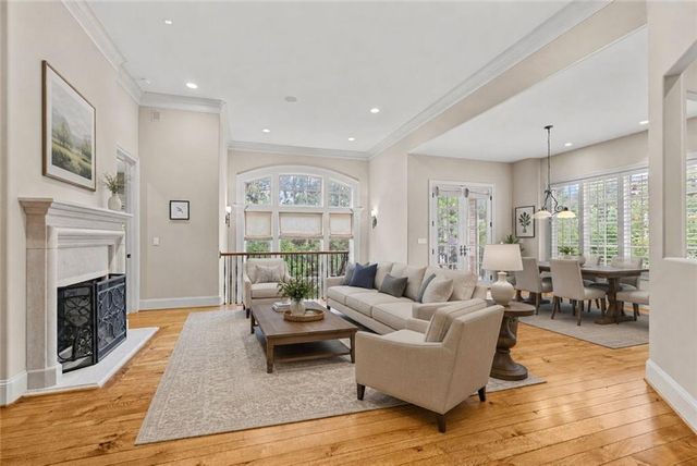 3313 W 138th Street, Leawood, KS 66224