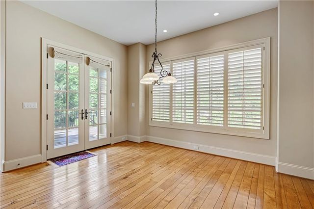 3313 W 138th Street, Leawood, KS 66224