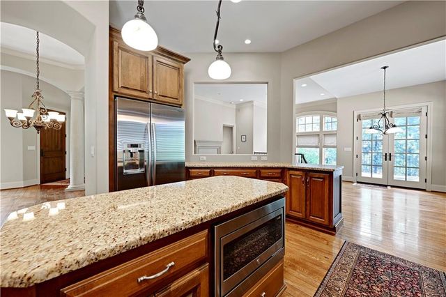 3313 W 138th Street, Leawood, KS 66224