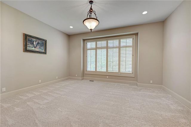 3313 W 138th Street, Leawood, KS 66224