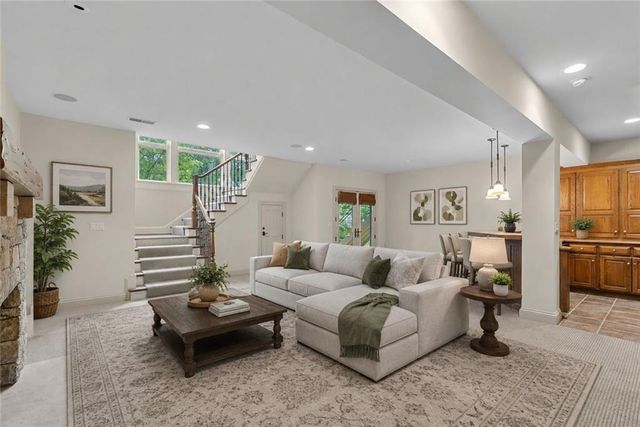 3313 W 138th Street, Leawood, KS 66224
