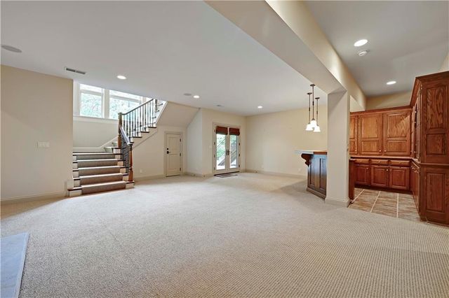 3313 W 138th Street, Leawood, KS 66224