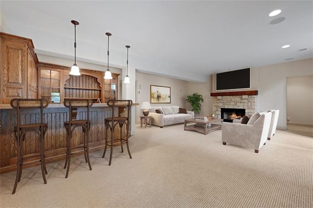 3313 W 138th Street, Leawood, KS 66224