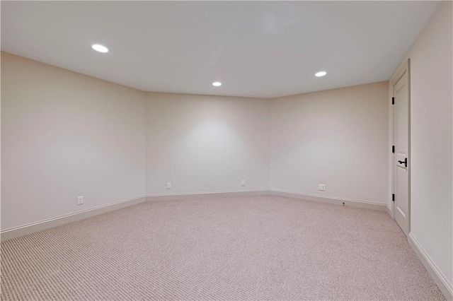 3313 W 138th Street, Leawood, KS 66224