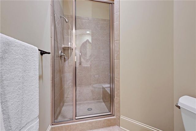 3313 W 138th Street, Leawood, KS 66224