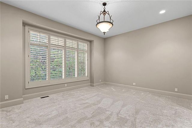 3313 W 138th Street, Leawood, KS 66224