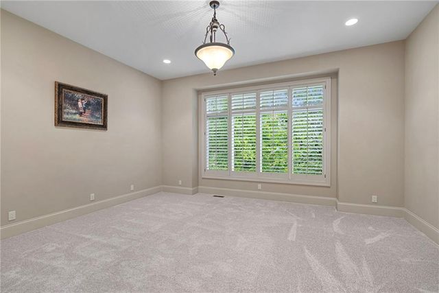3313 W 138th Street, Leawood, KS 66224