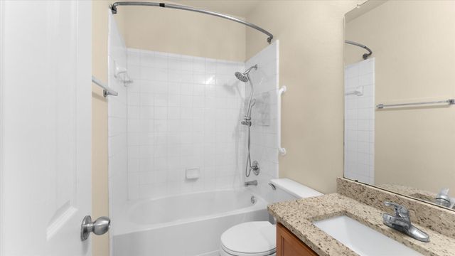 4931 Trailing Clover Court, Houston, TX 77084