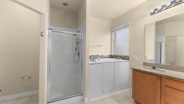 4931 Trailing Clover Court, Houston, TX 77084