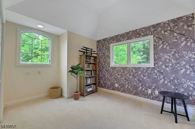 6 Briscoe Chase, Ringwood Boro, NJ 07456