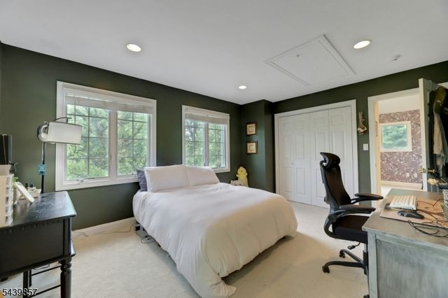 6 Briscoe Chase, Ringwood Boro, NJ 07456