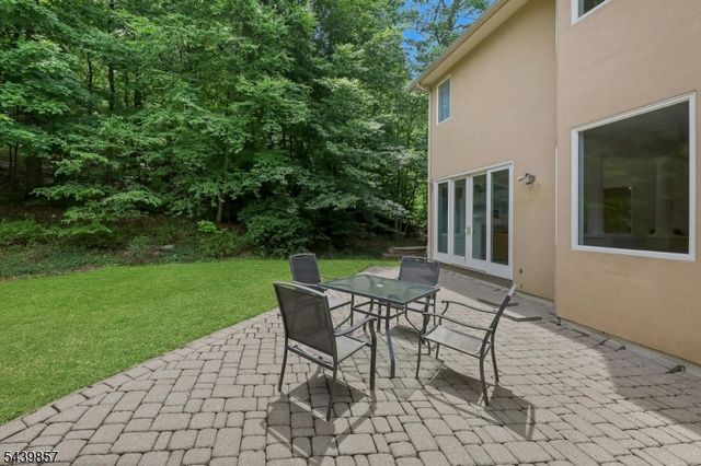 6 Briscoe Chase, Ringwood Boro, NJ 07456