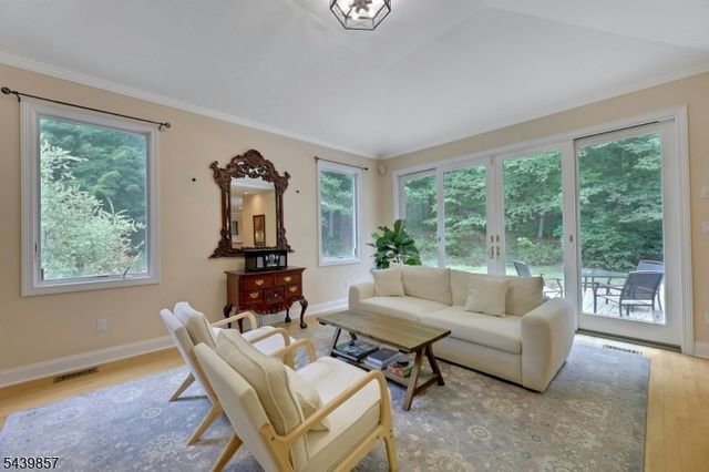 6 Briscoe Chase, Ringwood Boro, NJ 07456