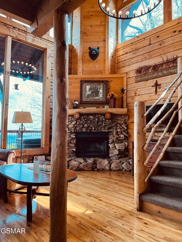 3640 Carsons Ridge Way, Sevierville, TN 37862
