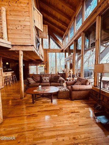 3640 Carsons Ridge Way, Sevierville, TN 37862