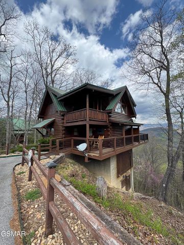 3640 Carsons Ridge Way, Sevierville, TN 37862