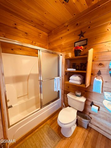 3640 Carsons Ridge Way, Sevierville, TN 37862