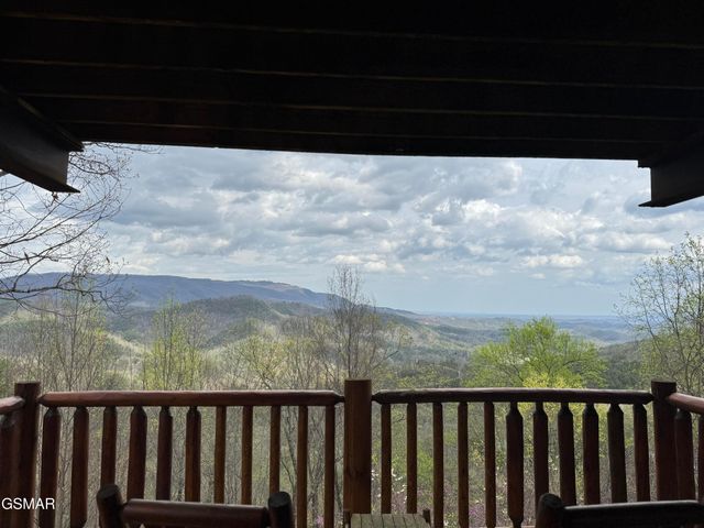 3640 Carsons Ridge Way, Sevierville, TN 37862