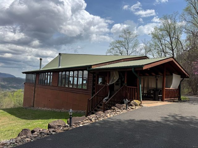 3640 Carsons Ridge Way, Sevierville, TN 37862