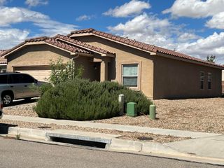 3196 Prairie Ridge Street SW, Los Lunas, NM 87031