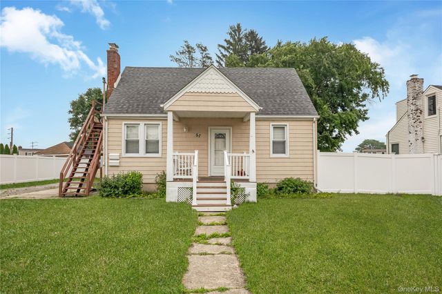 57 Cedar Avenue, Farmingdale, NY 11735