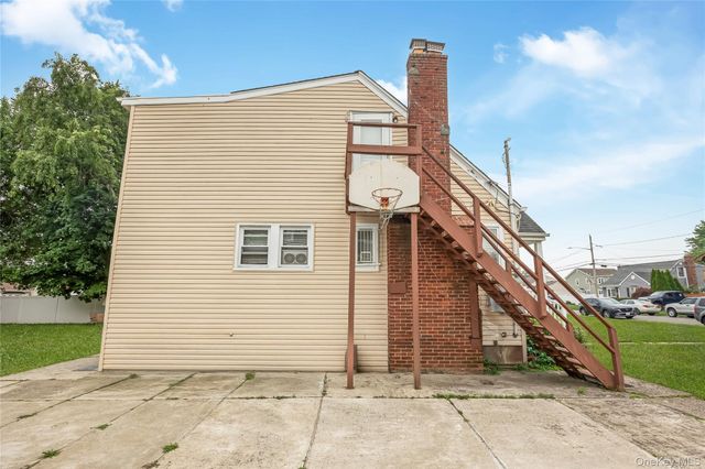 57 Cedar Avenue, Farmingdale, NY 11735