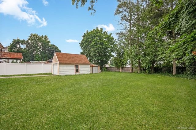 57 Cedar Avenue, Farmingdale, NY 11735