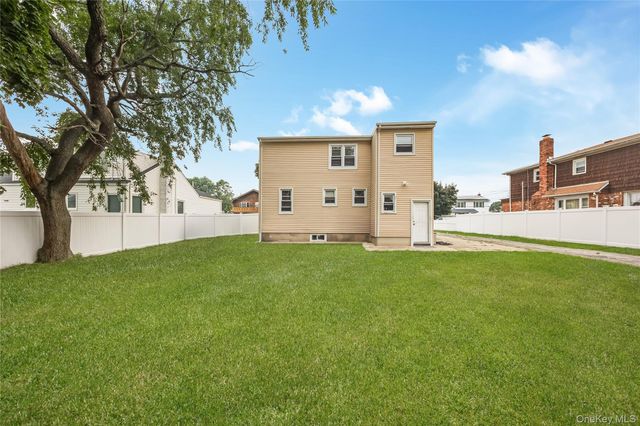 57 Cedar Avenue, Farmingdale, NY 11735