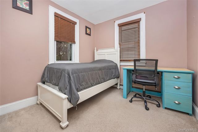 57 Cedar Avenue, Farmingdale, NY 11735