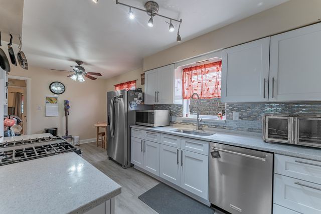 3631 54th Avenue, Cicero, IL 60804