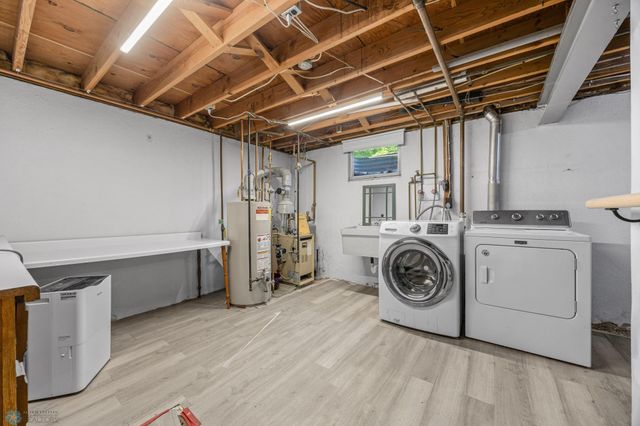 2309 9th Street S, Fargo, ND 58103