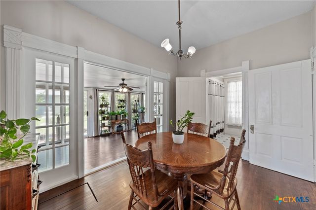 1126 N Wall, Belton, TX 76513