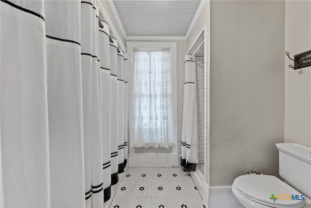 1126 N Wall, Belton, TX 76513