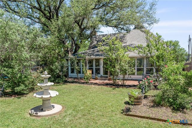 1126 N Wall, Belton, TX 76513