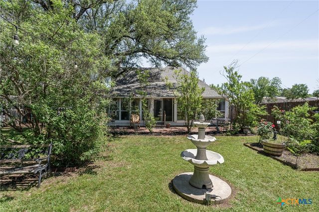 1126 N Wall, Belton, TX 76513