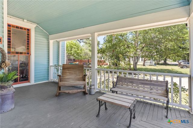 1126 N Wall, Belton, TX 76513