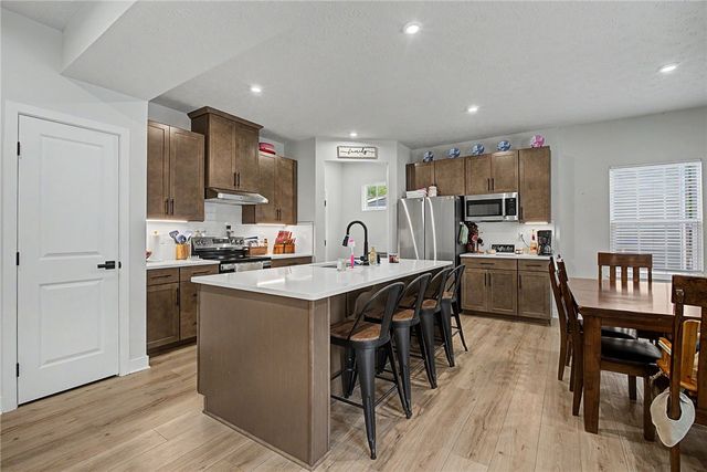 1071 Brooke Ln, Xenia, OH 45385
