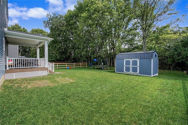 1071 Brooke Ln, Xenia, OH 45385