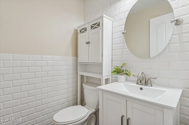 1026 N HERITAGE Street, Gilbert, AZ 85234